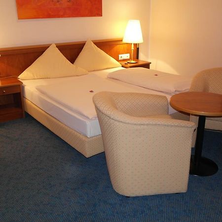 Hotel Jahnhaus Λάνγκενφελντ Δωμάτιο φωτογραφία