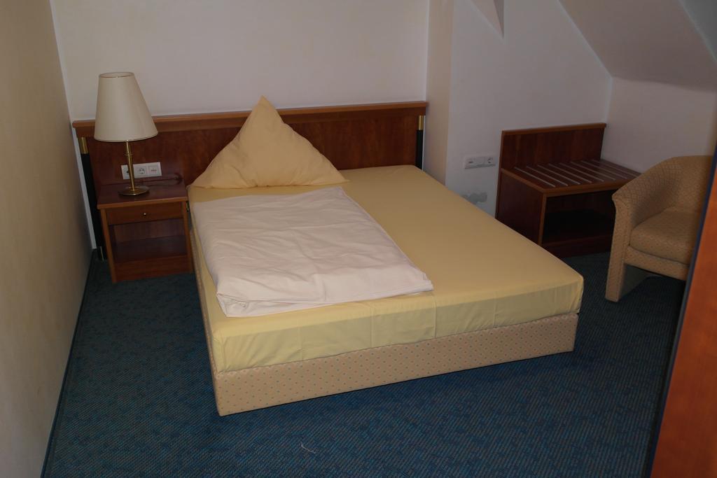 Hotel Jahnhaus Λάνγκενφελντ Δωμάτιο φωτογραφία