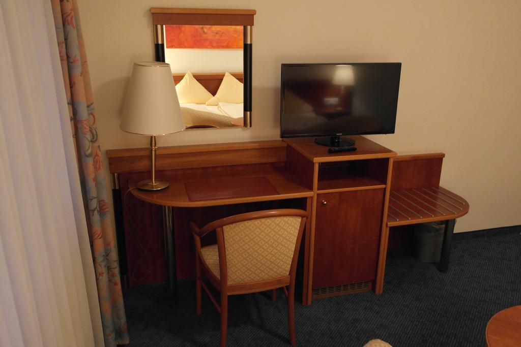 Hotel Jahnhaus Λάνγκενφελντ Δωμάτιο φωτογραφία